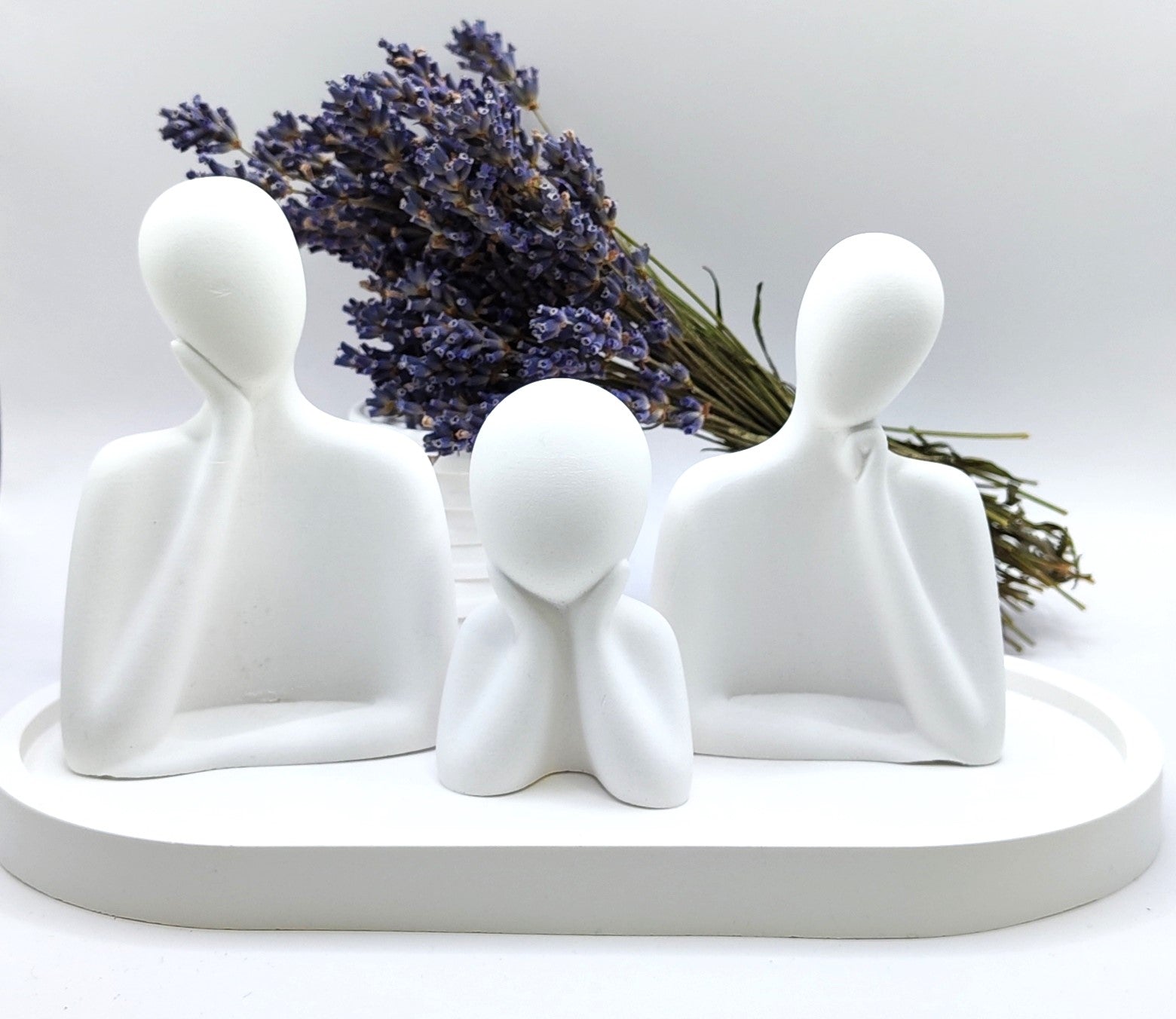 Duftstein Skulpturen Familie bestehend aus Mutter, Vater, Kind und