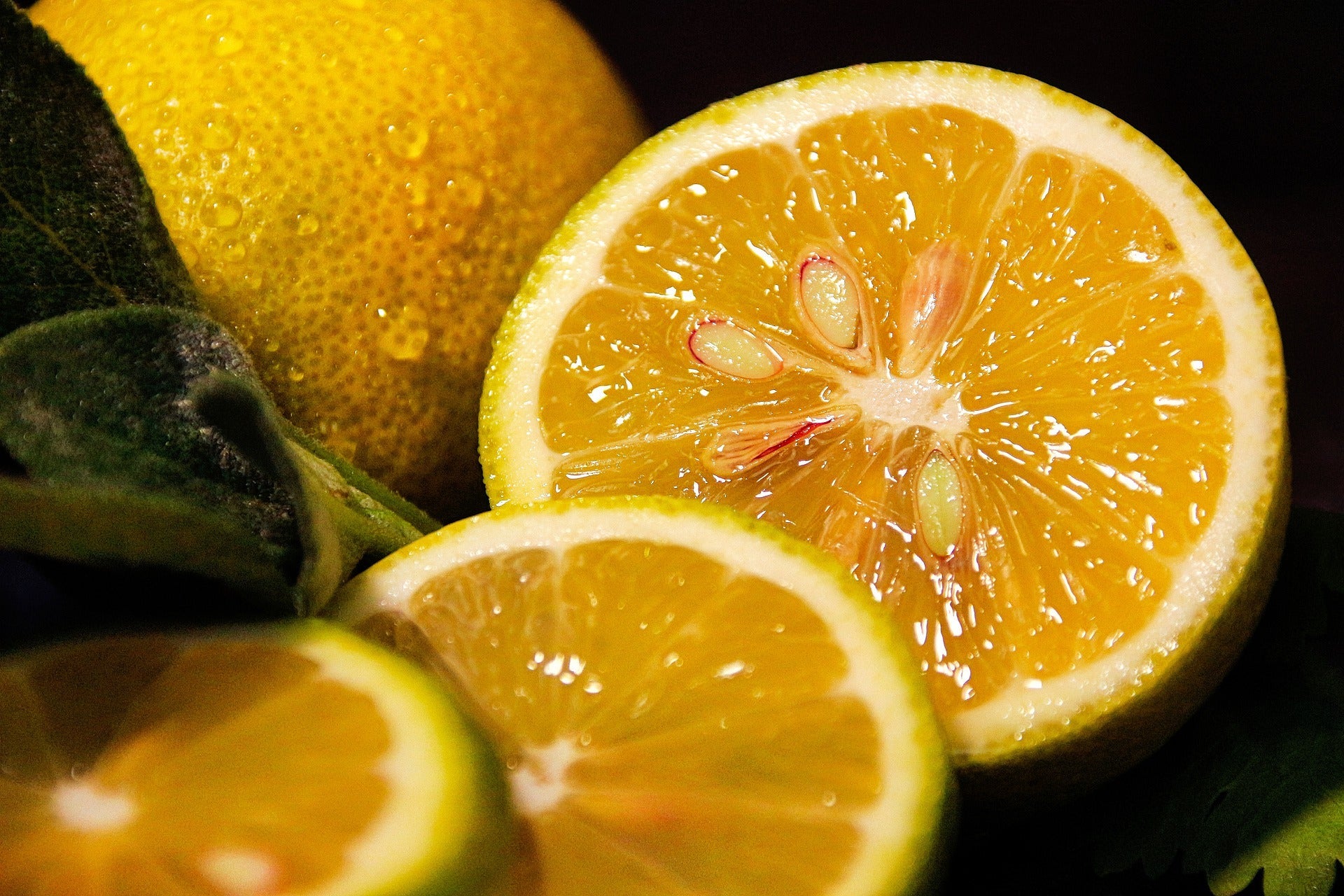 Zitronenöl, nicht nur ein natürliches Reinigungsmittel - Wunderkraft naturals