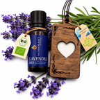 Geschenkset mit Bio Lavendelöl & handgefertigtem Nussbaum Duftbaum "Herz" – individuelles Geschenk, nachhaltige Geschenkidee mit ätherischem Öl - Wunderkraft naturals