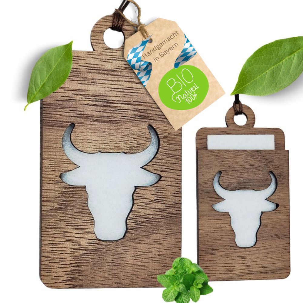 Holz Lufterfrischer "BULLE", Duftbaum aus Nussbaumholz mit Filzpad fürs Auto - Wunderkraft.bio von Wunderlampe.bio