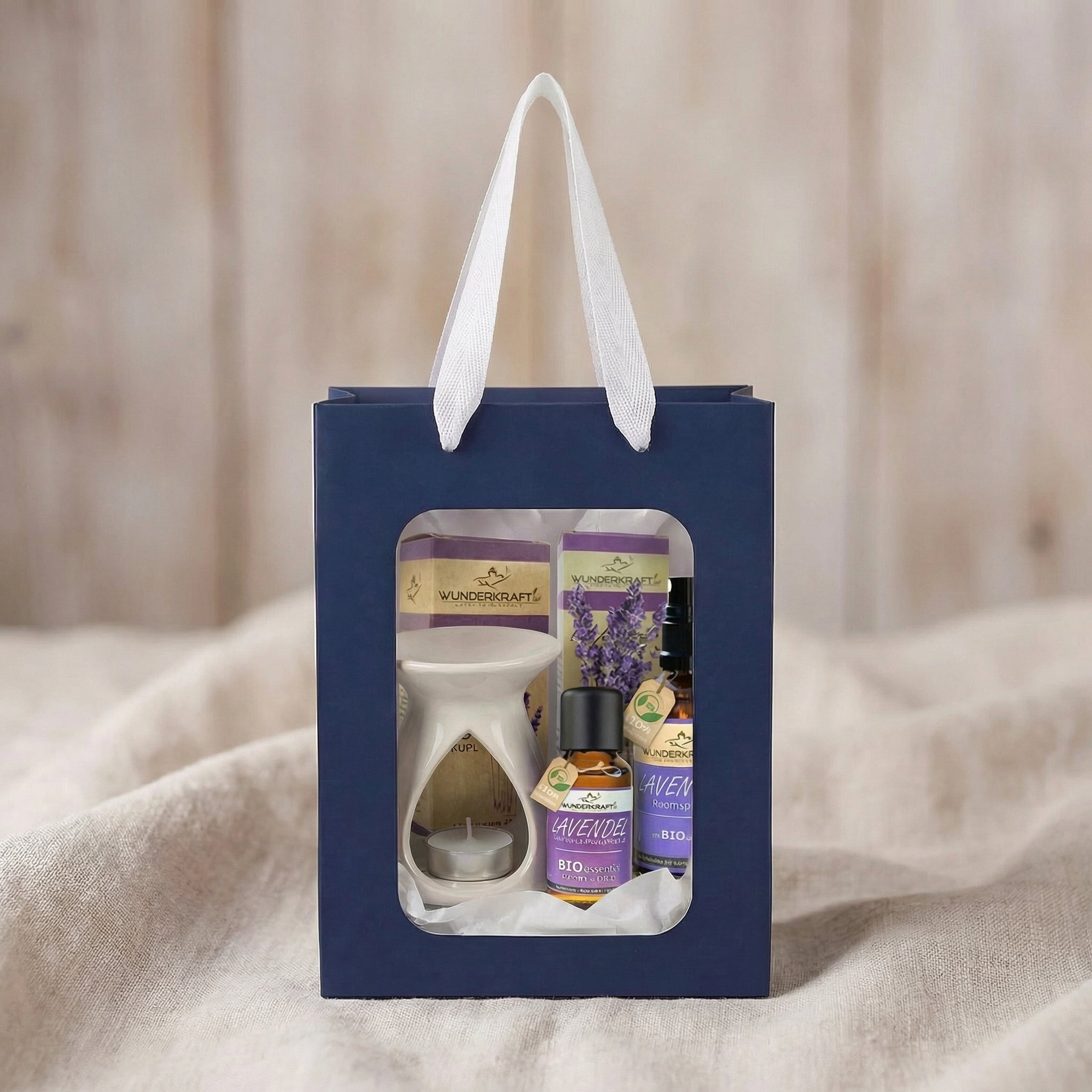 [Lavendel] Geschenkset mit Bio Lavendelöl, Duftlampe, Duftstein und Lavendelspray - Wunderkraft naturals