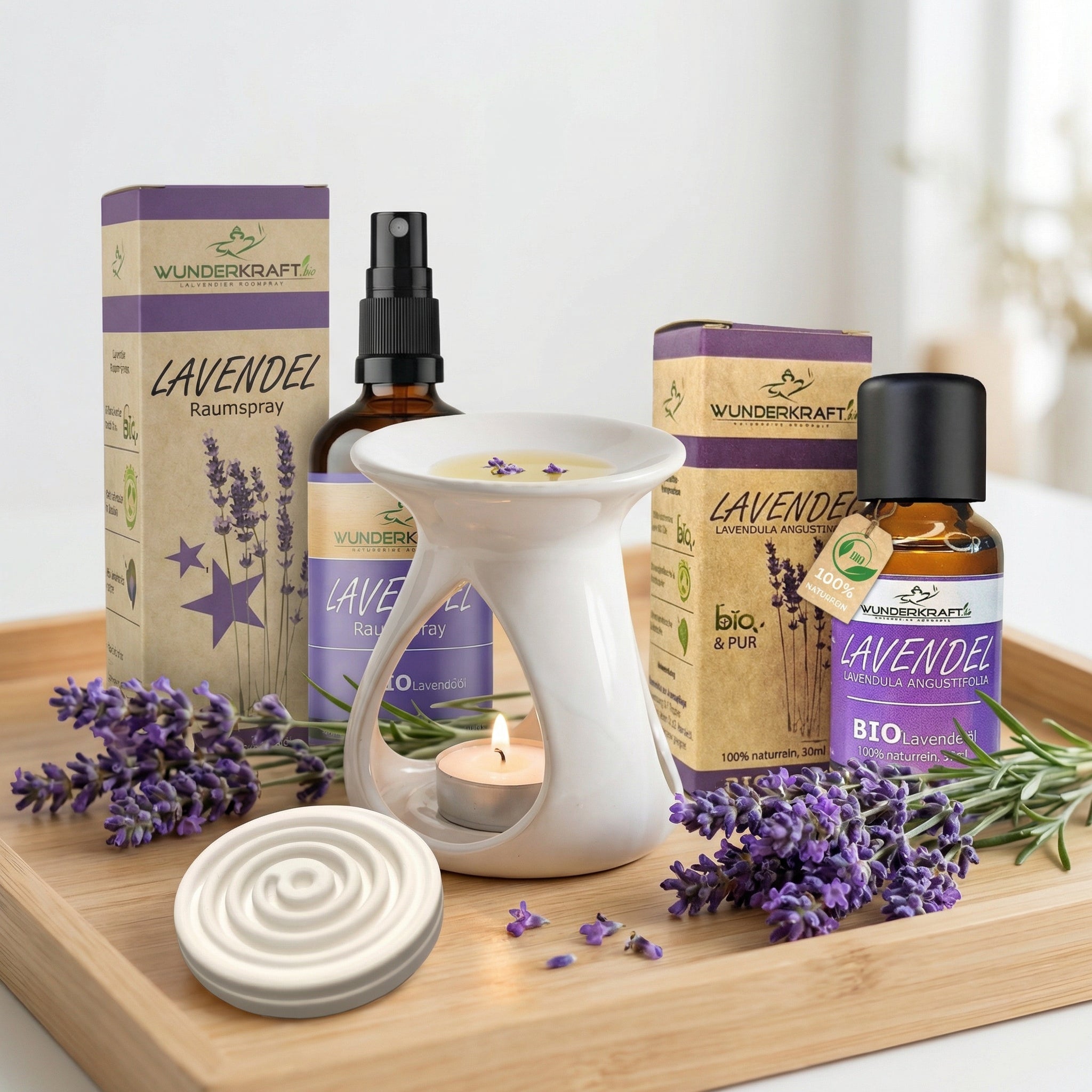 [Lavendel] Geschenkset mit Bio Lavendelöl, Duftlampe, Duftstein und Lavendelspray - Wunderkraft naturals
