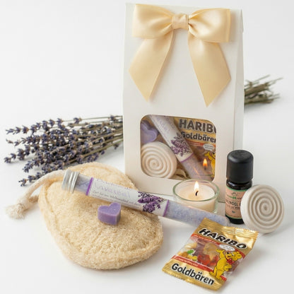 Lavendel Wellness Geschenkset für Frauen – Lavendel Spa Set mit Badesalz, Seife, Bio Lavendelöl, Duftstein, fertig verpacktes Geschenkset Frauen - Wunderkraft naturals