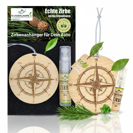 Zirben Duftbaum Anhänger "KOMPASS", Lufterfrischer inkl. 5ml Bio Zirbenspray - Wunderkraft.bio von Wunderlampe.bio