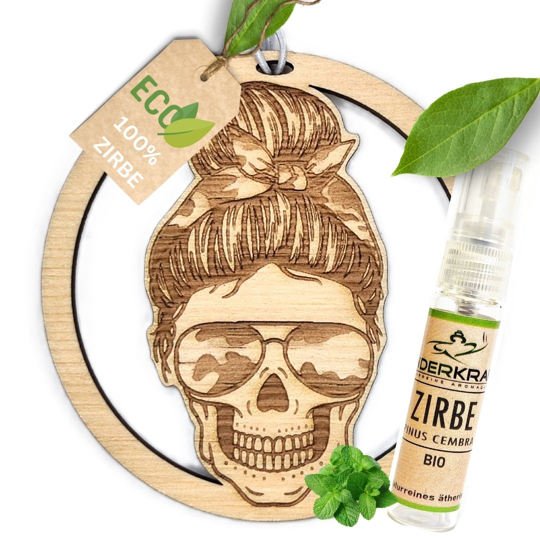 Zirben Duftbaum "SKULL", Lufterfrischer inkl. 5ml Bio Zirbenölspray - Wunderkraft.bio von Wunderlampe.bio